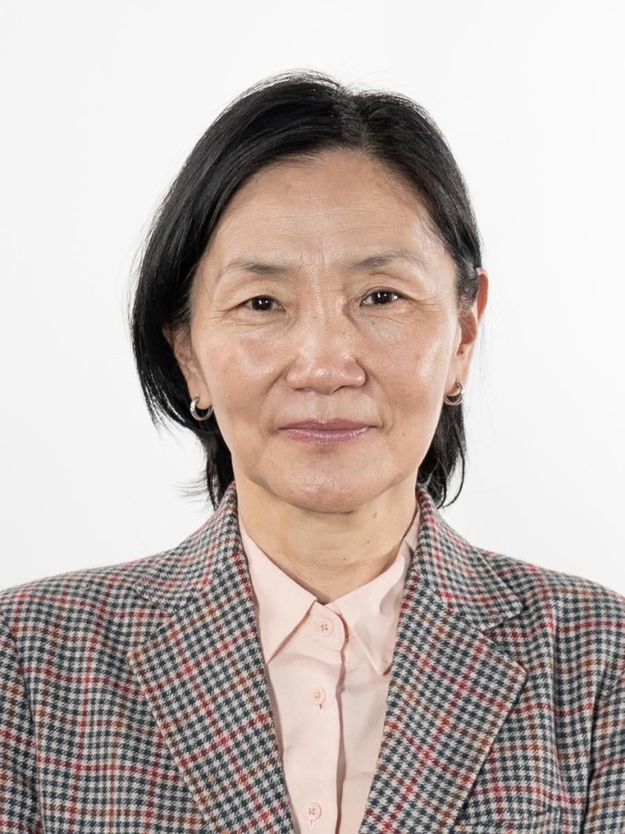 НАРАНТУЯА Э — Ахлах багш