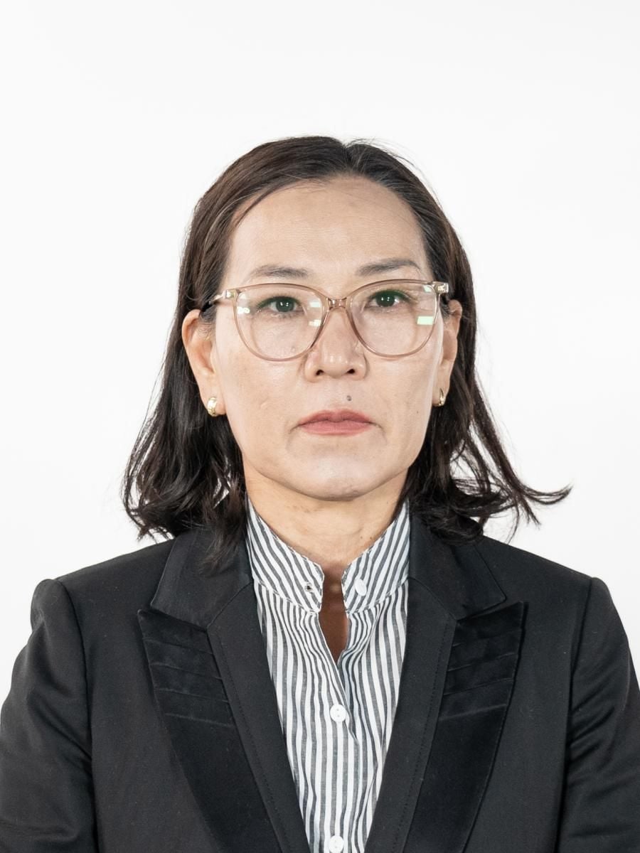 ТУЯАЦЭЦЭГ Б — Дэд профессор