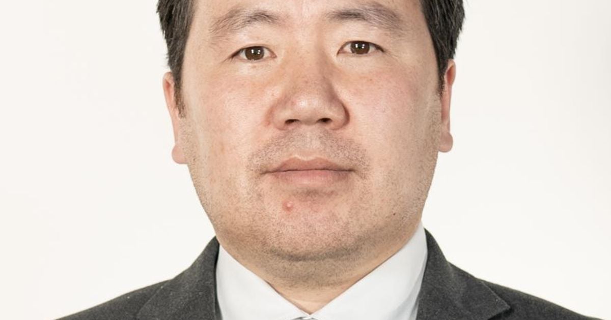 ГАНБАТ Г — Ахлах багш